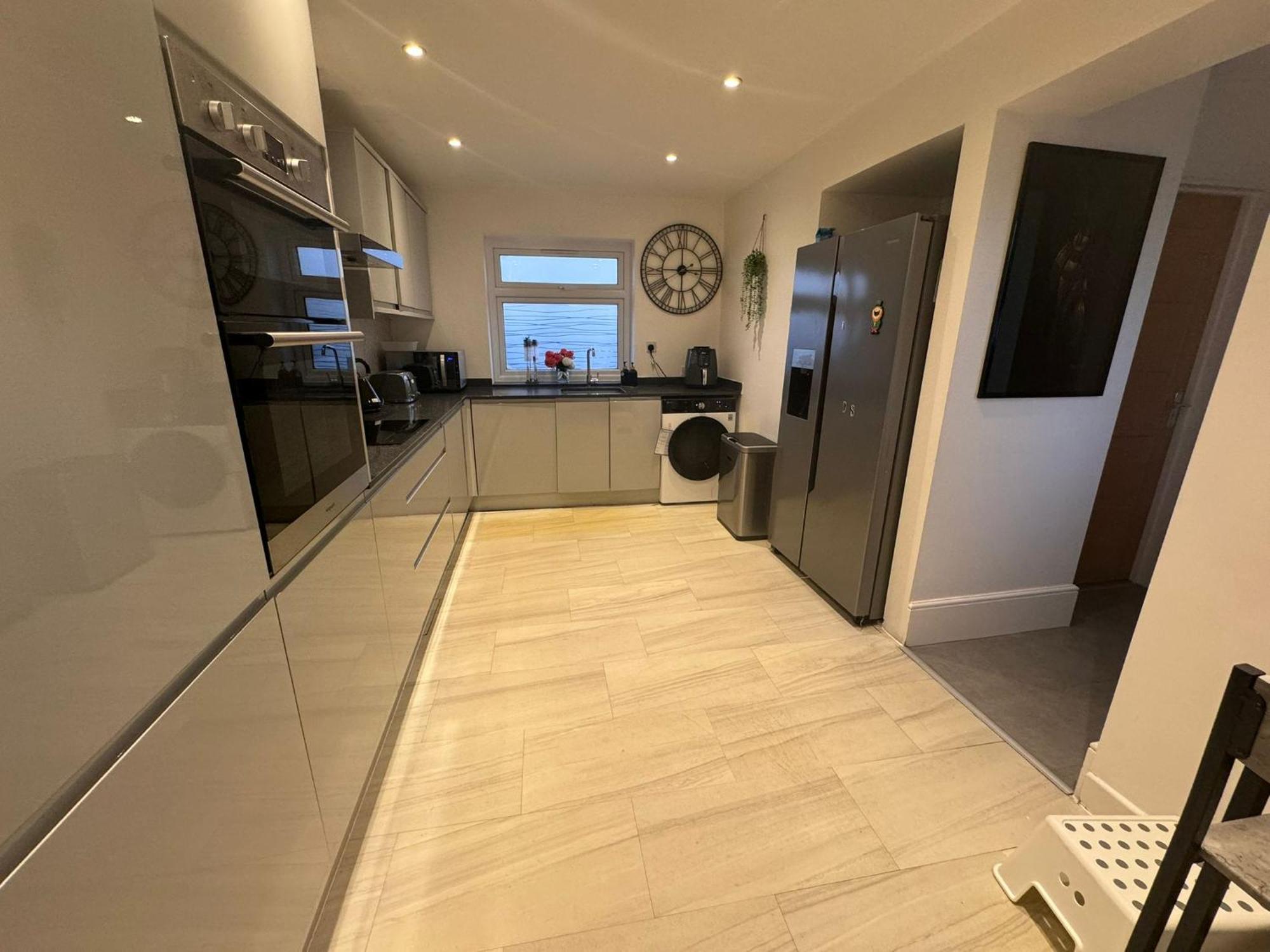 Deluxe Spacious King Size Room Hornchurch ภายนอก รูปภาพ